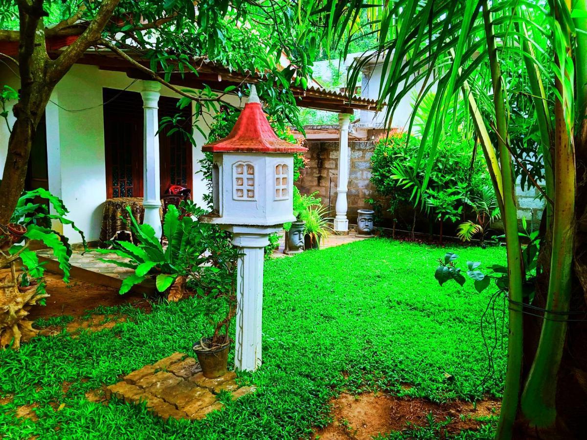 Lake Front Yala Safari Kataragama Exterior photo